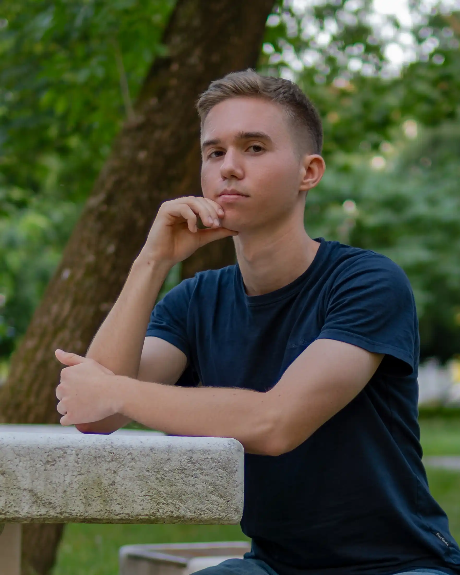 Madový Gábor fotós portré